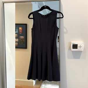 THEORY DRESS, SIZE 2, NAVY
